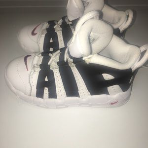 Nike Uptempo size 9 toddler